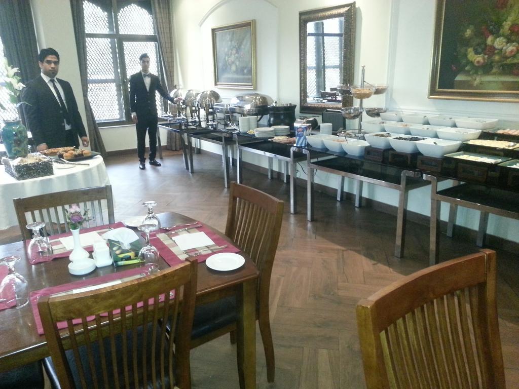 Shanasheel Palace Hotel Baghdād エクステリア 写真